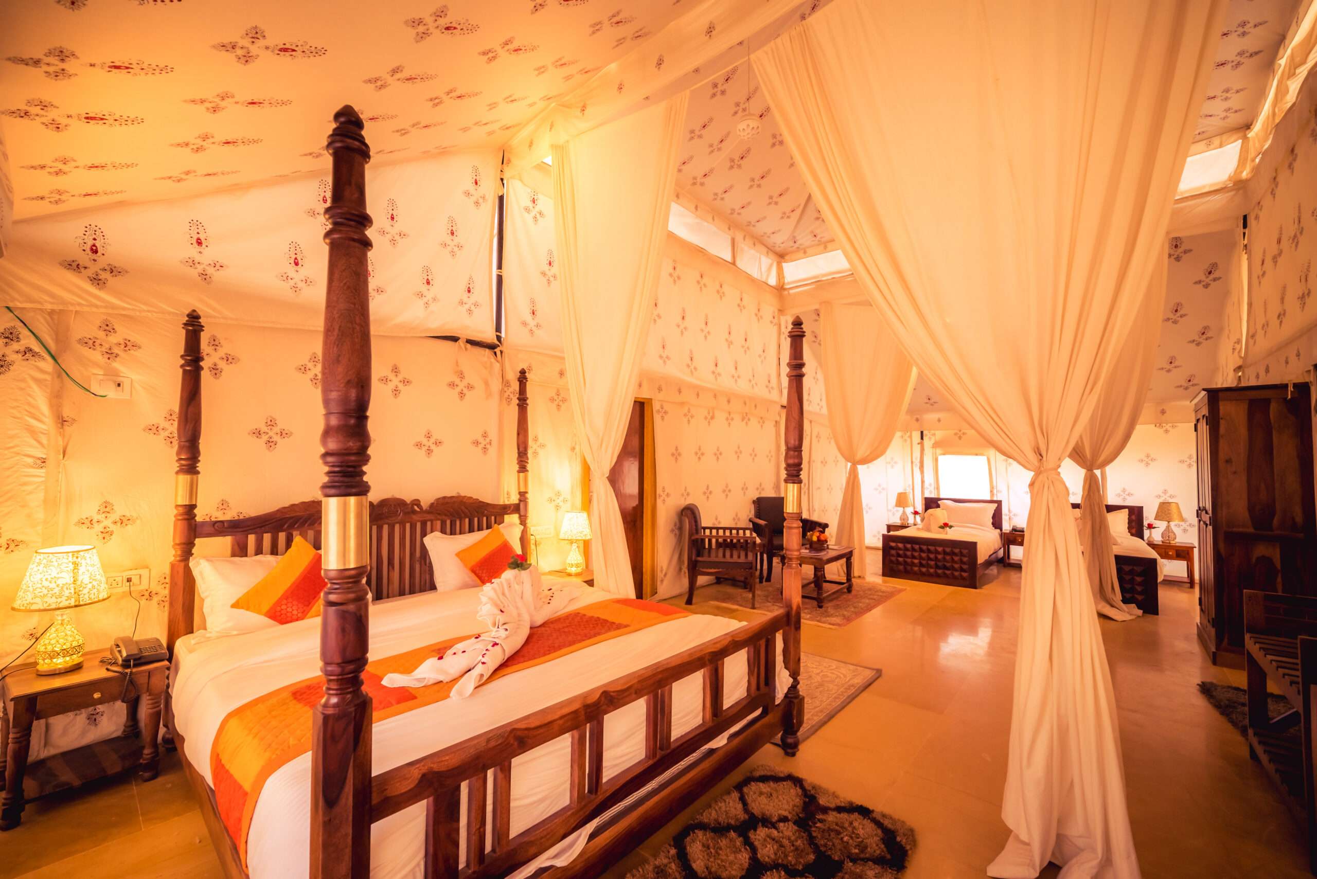 1. Maharaja Luxury Amaan Tent