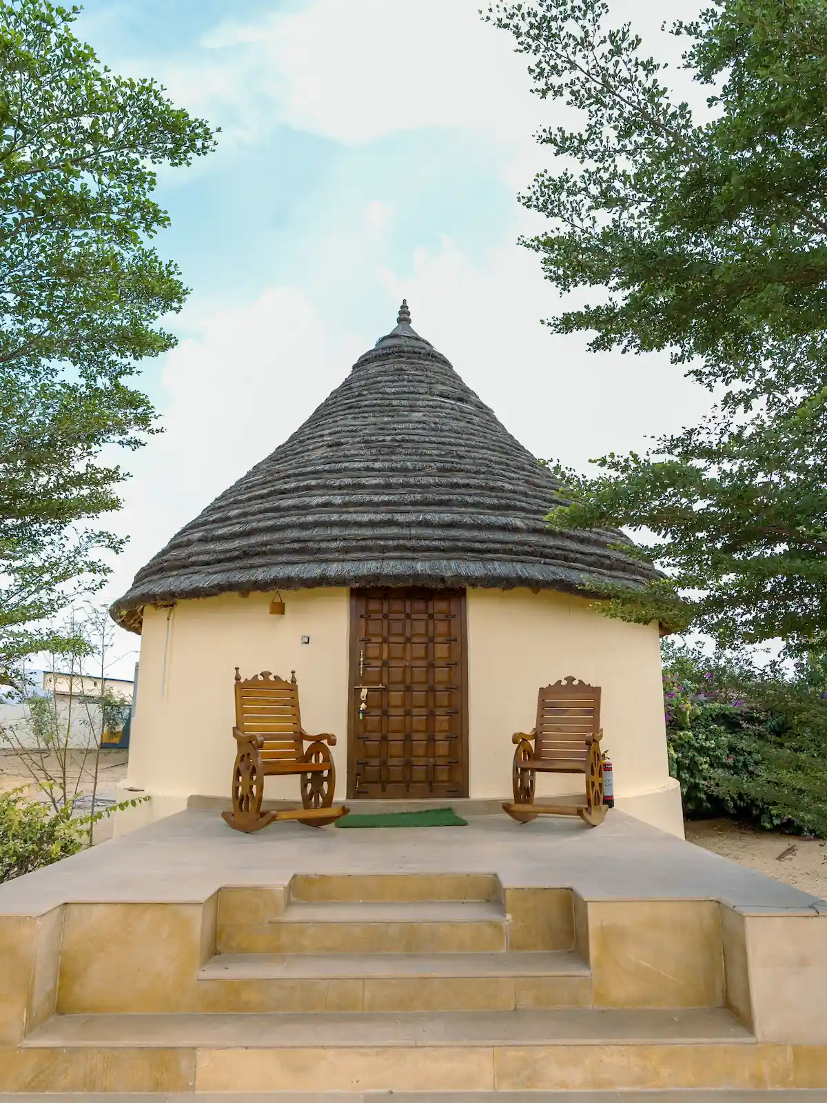 Round Rajasthan-inspired Bhavya Luxury Suite at Bhavya Resort Jaisalmer