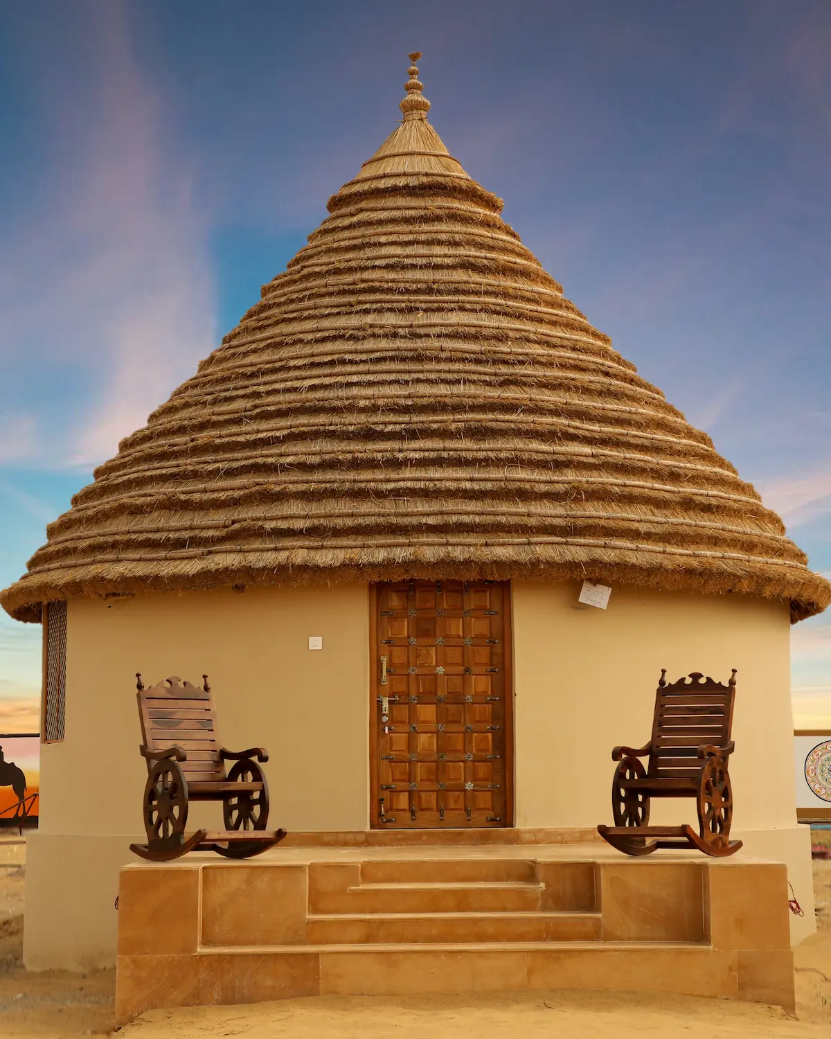 Round Rajasthan-inspired Bhavya Luxury Suite at Bhavya Resort Jaisalmer